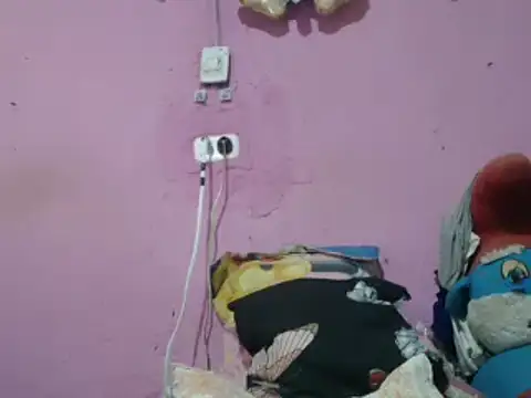 Cheliafun's Live XXX Chat