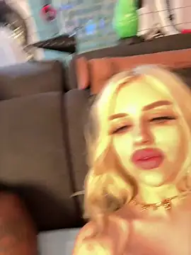 MacTroy Webcam show