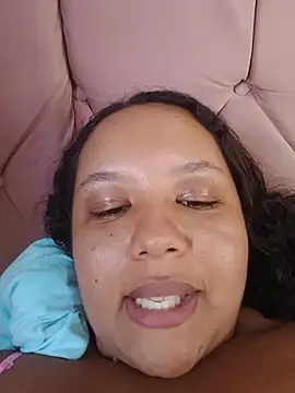Bigostosa's Live XXX Chat