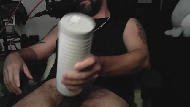 DevilPup75_ Chat XXX in diretta