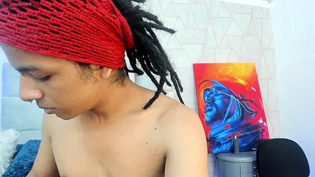 Lucas_jones Show in webcam