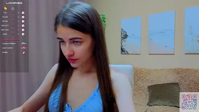 AstoriaNight Adlı Modelin Canlı XXX Sohbeti