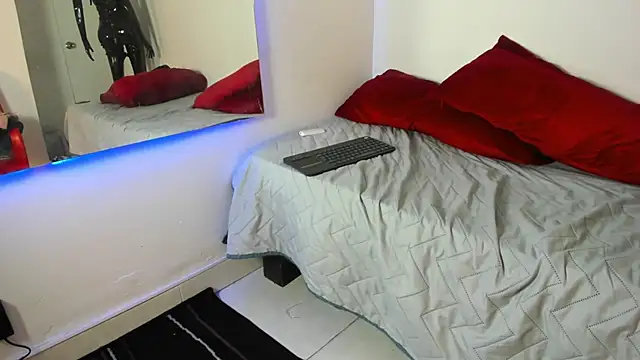 CRISTHIAN_WOLF1 – Live XXX-chat