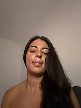 Chat XXX en directo de OlyviaDelight