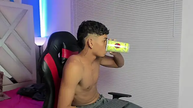 Chat XXX ao vivo de nova_mitchell7
