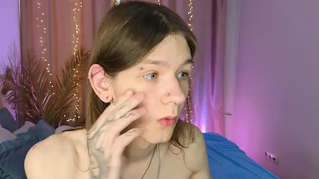 צ'אט XXX בשידור חי של l1l2th