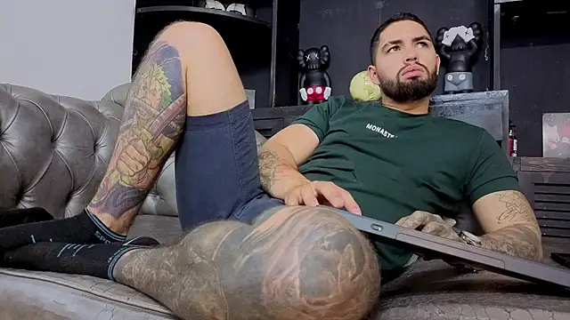 matteosantos élő XXX-chatje