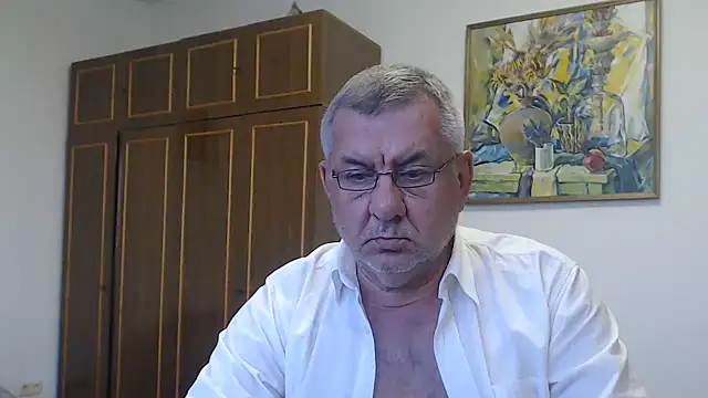 Онлайн чат XXX machomale3