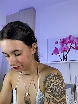 Chat +18 de JuliaColemann ao vivo