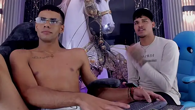 the_knights_of_the_night_'s Live XXX Chat