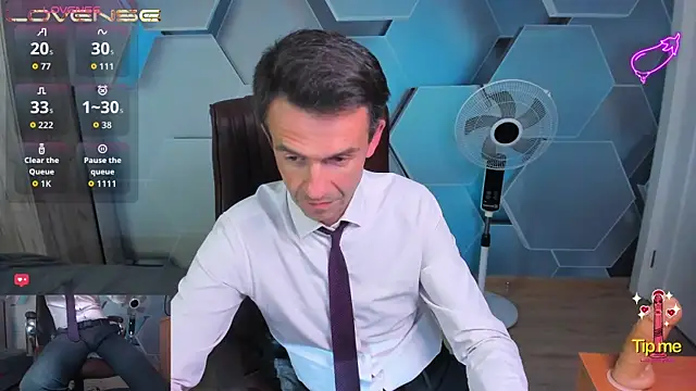 Živý XXX chat SteveTiger