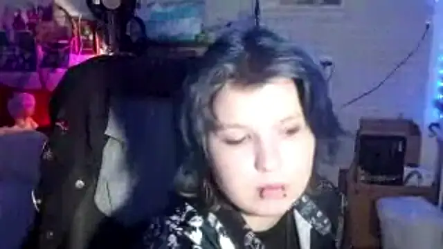 BlueWonderOfWorld live XXX chat