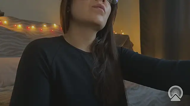 Feloraa's Live XXX Chat