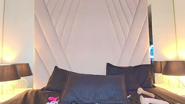TokioDoll Adlı Modelin Canlı XXX Sohbeti