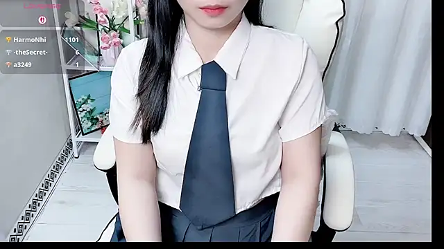 Clover_Nhi Obrolan Langsung XXX