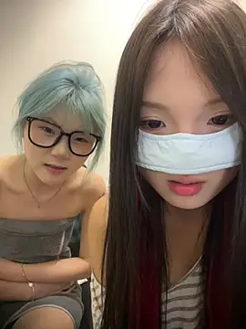 Rocket-Girl Live XXX-chat