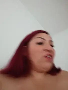 XXX chat uživo modela Agata_Traviesa