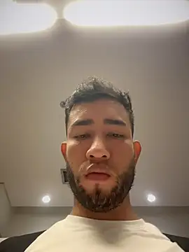 liam_bronw 现场XXX聊天