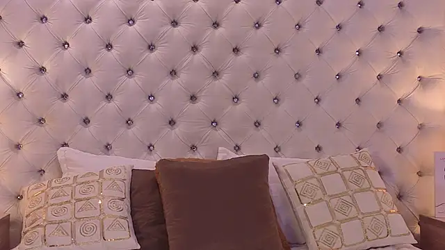 Czat XXX na żywo – VaniaRouse