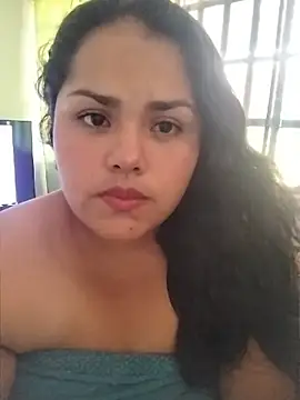 MiaBloom0's Webcam Show