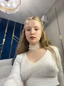 LilianHowards Chat XXX in diretta