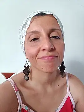 Aafsha_ Chat XXX in diretta