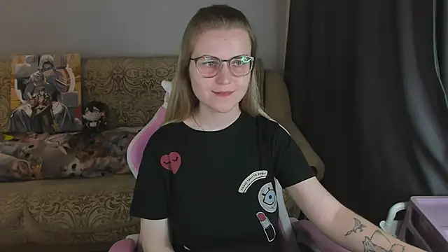 Chatroom XXX en direct de MissBrightShine