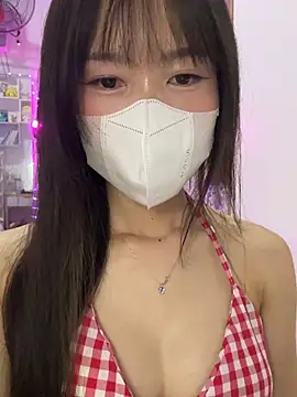 XXX chat uživo modela Lov3lily