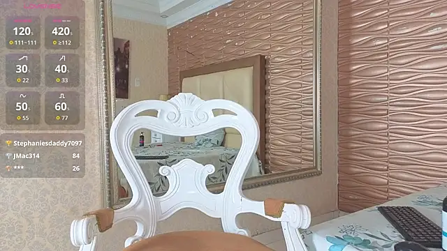 Miladiosan Live XXX chat