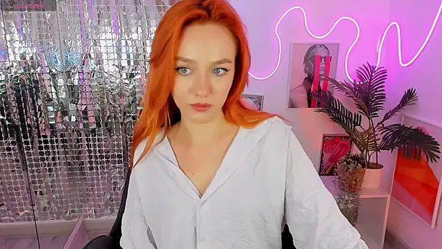 ZlataSaar Chat XXX live