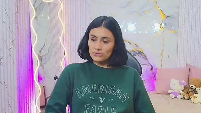 Czat XXX na żywo – PEACHY_TAY
