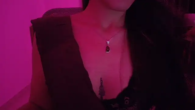 MidnightFlame Live XXX-chat