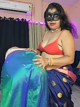Naughty_Kayra's Live XXX Chat