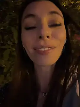 XXX chat uživo modela AmelieCrystal