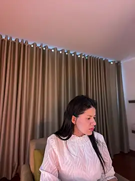 Chat XXX en directo de Zandrina