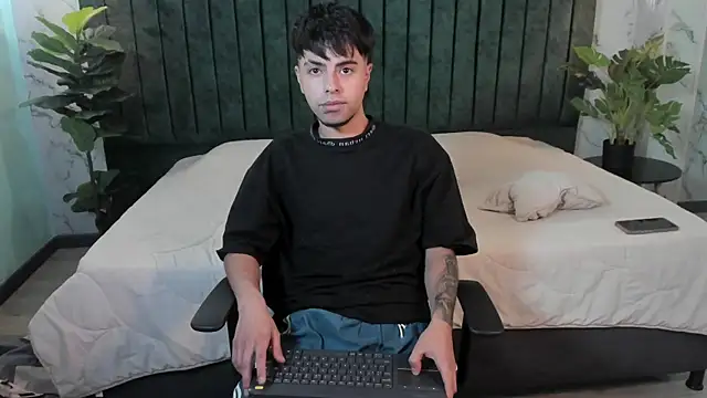 FedeViale XXX чат на живо