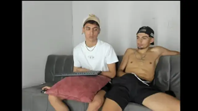 Charlie_Scorpion élő XXX-chatje