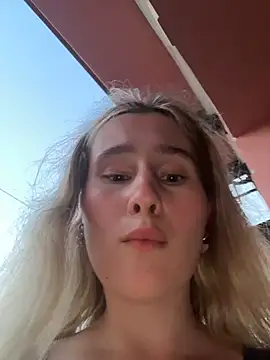 SiaLater Adlı Modelin Canlı XXX Sohbeti