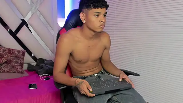 nova_mitchell7 live XXX chat