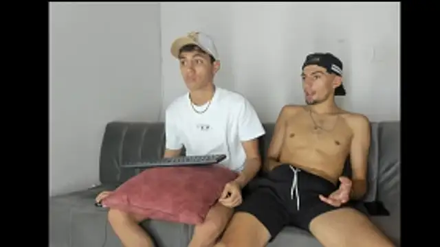Chat XXX en directo de Charlie_Scorpion