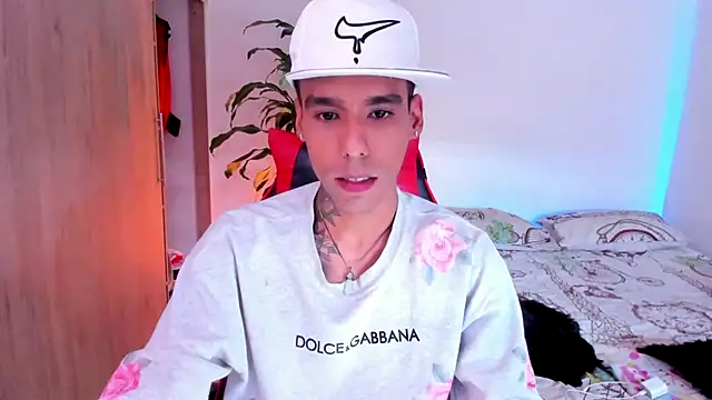 Damianwhite's Live XXX Chat