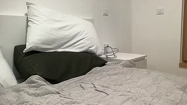 cute_mark élő XXX-chatje