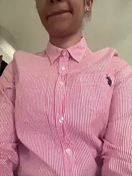 karlatiburcio's Webcam Show