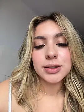 Cloee_Rainbow1 – Live XXX-chat