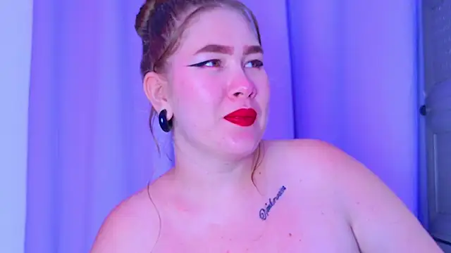 Chat XXX en directo de NathaxaLeans