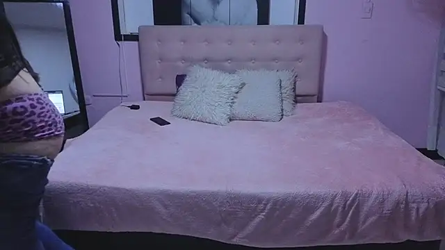 Sara_valderrama_ Chat XXX in diretta