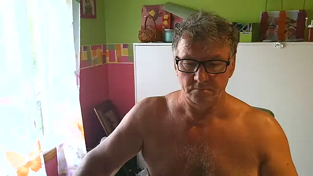 Онлайн чат XXX capitaine111