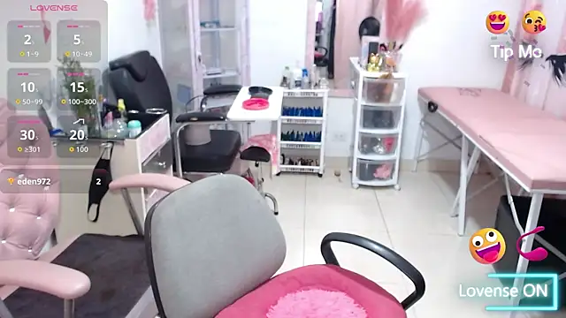 titsbiglovers Live XXX-chat