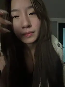 Uugirl00 Adlı Modelin Canlı XXX Sohbeti