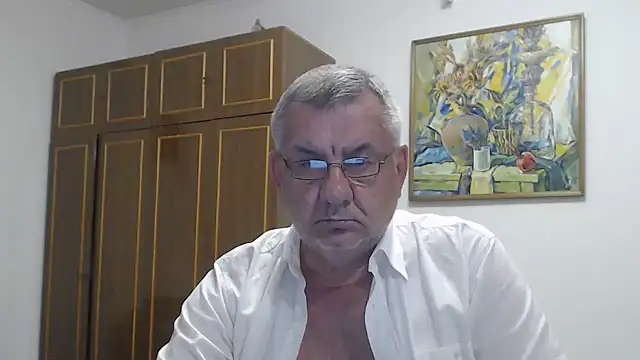 XXX chat uživo modela machomale3